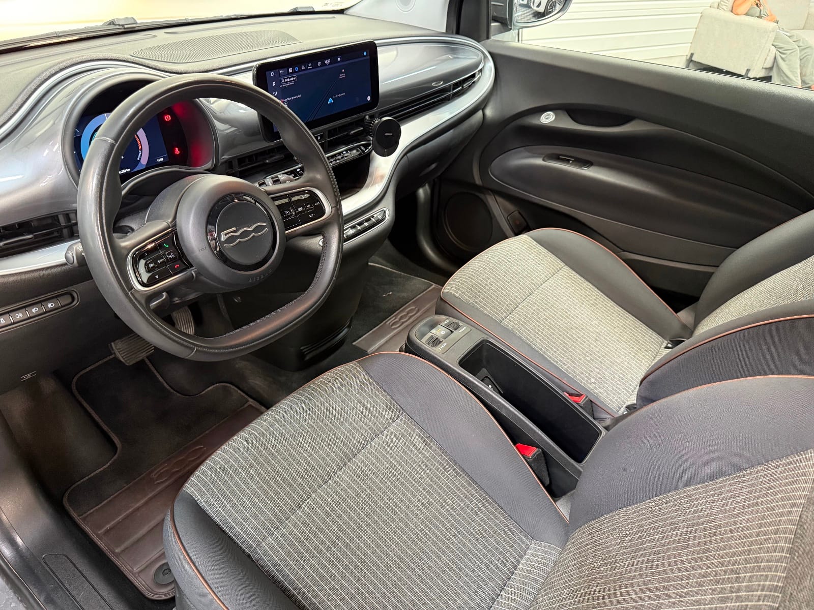 Fiat 500 Nouvelle MY22 Serie 1 Step 2 Icône — photo 13
