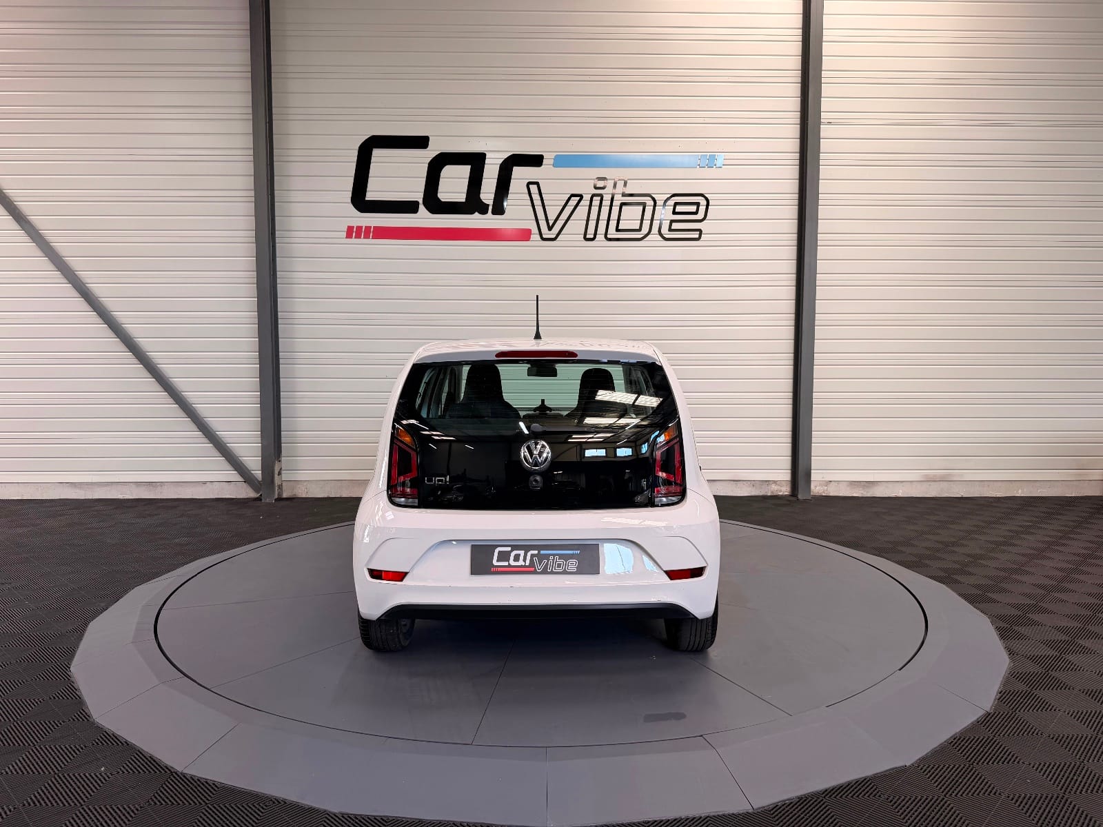 Volkswagen UP Move Up! — photo 5