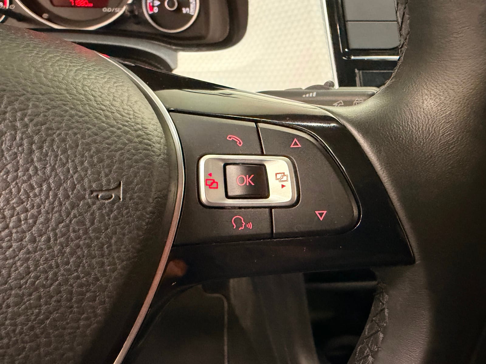 Volkswagen UP Move Up! — photo 18
