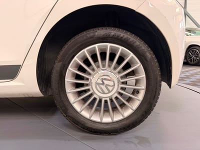 Volkswagen UP Move Up! — photo 28