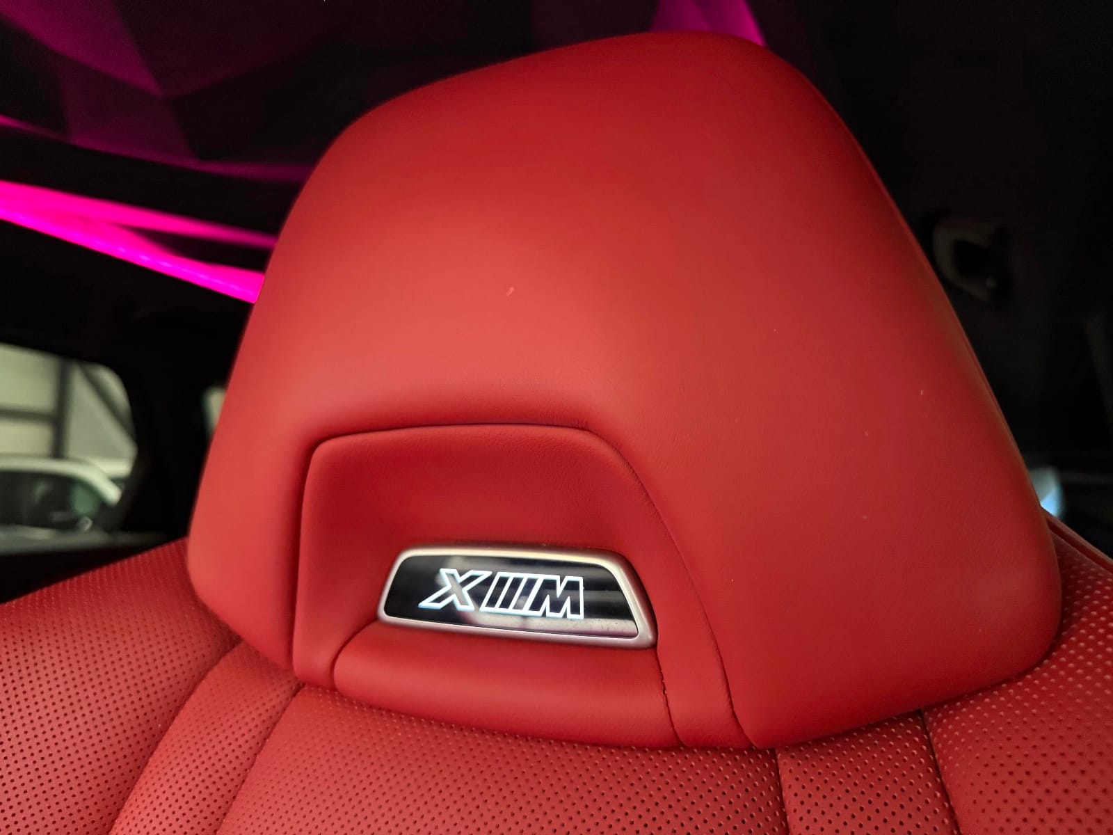 BMW XM G09 — photo 25