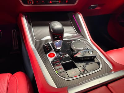 BMW XM G09 — photo 14