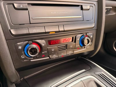 Audi A5 Cabriolet Quattro S line S tronic — photo 17