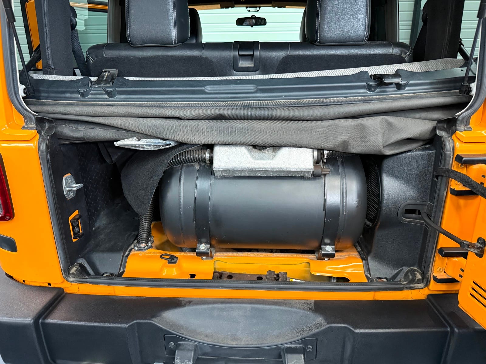 Jeep Wrangler Sahara 3.6 V6 284 CH 4X4 — photo 24