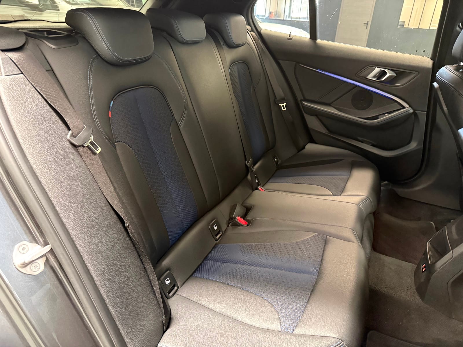 BMW Serie 1 M Sport — photo 11