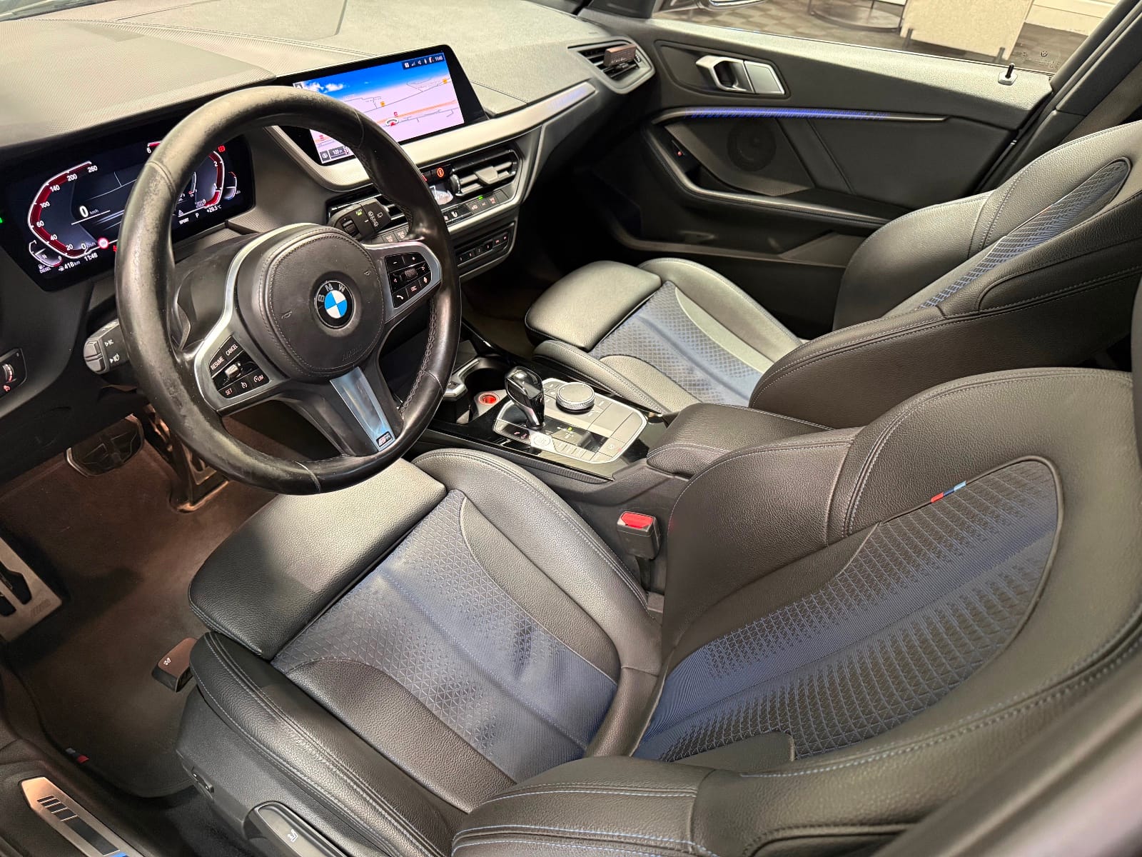 BMW Serie 1 M Sport — photo 13