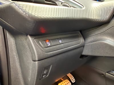 Peugeot 2008 Crossway — photo 17