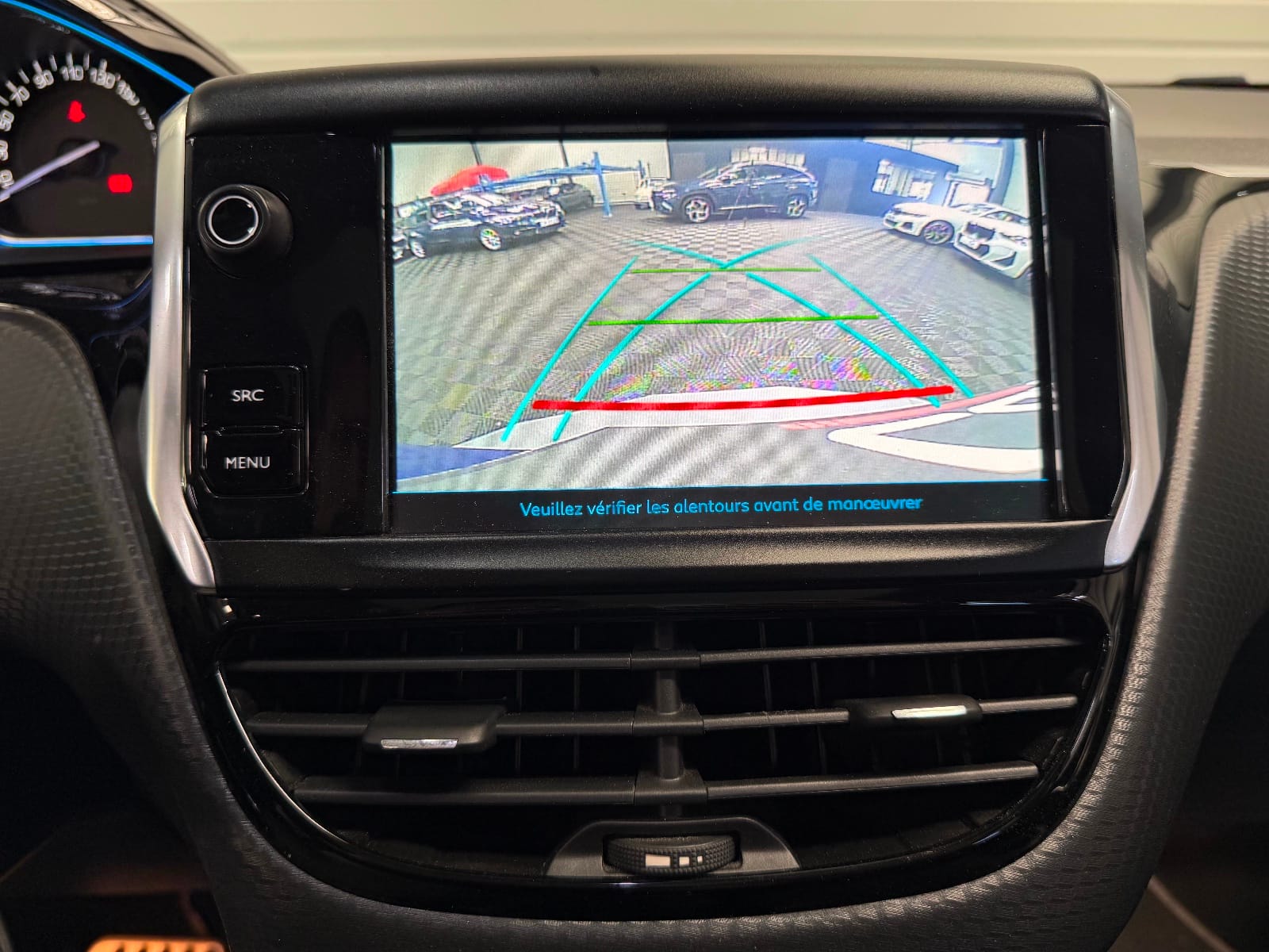 Peugeot 2008 Crossway — photo 19