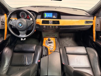 BMW M5 SMG7 — photo 2