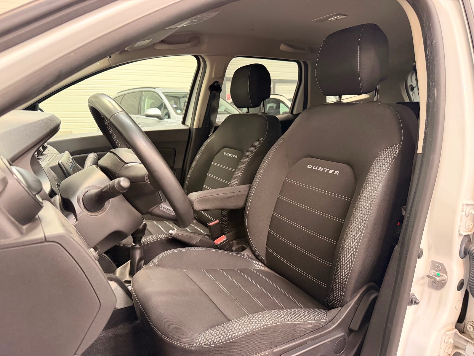 Dacia Duster Prestige — photo 11