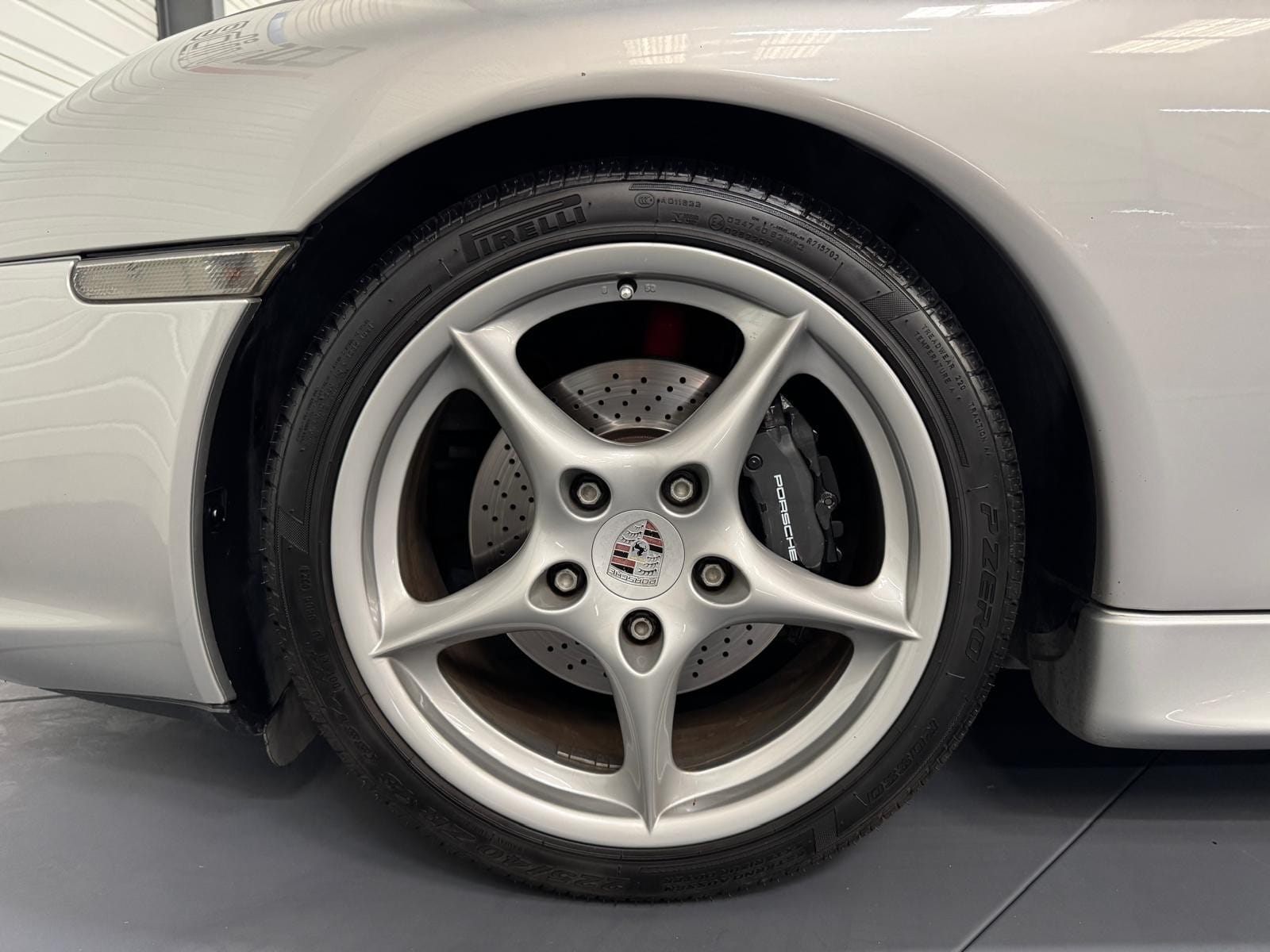 Porsche 911 Carrera Coupe 996 Targa — photo 19