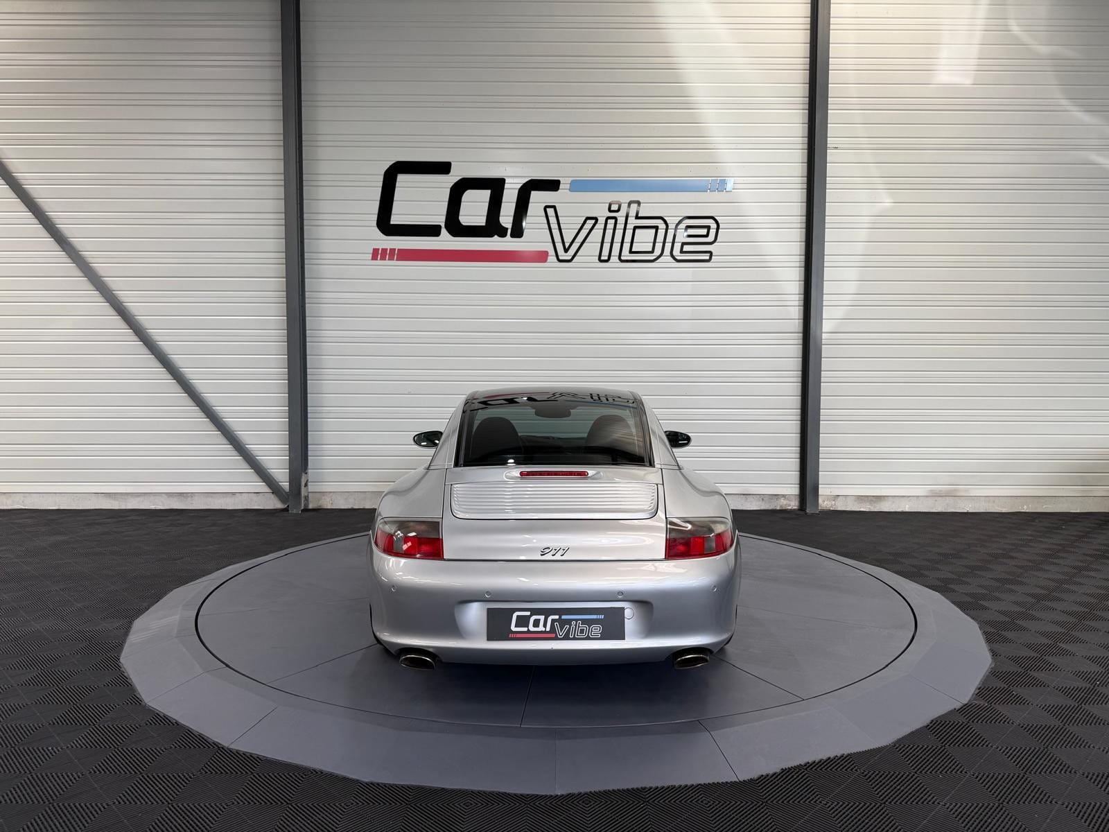 Porsche 911 Carrera Coupe 996 Targa — photo 9