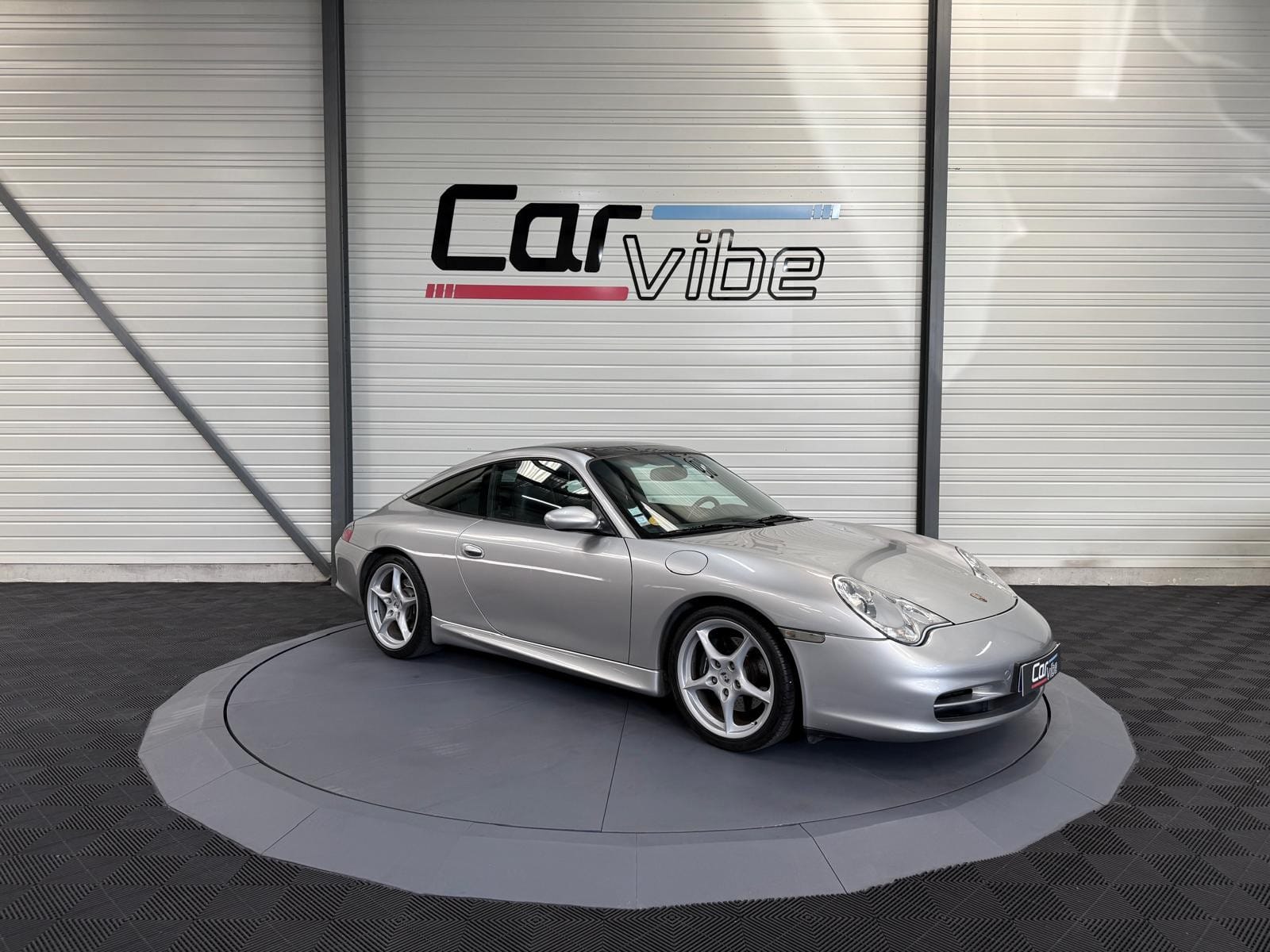 Porsche 911 Carrera Coupe 996 Targa — photo 1