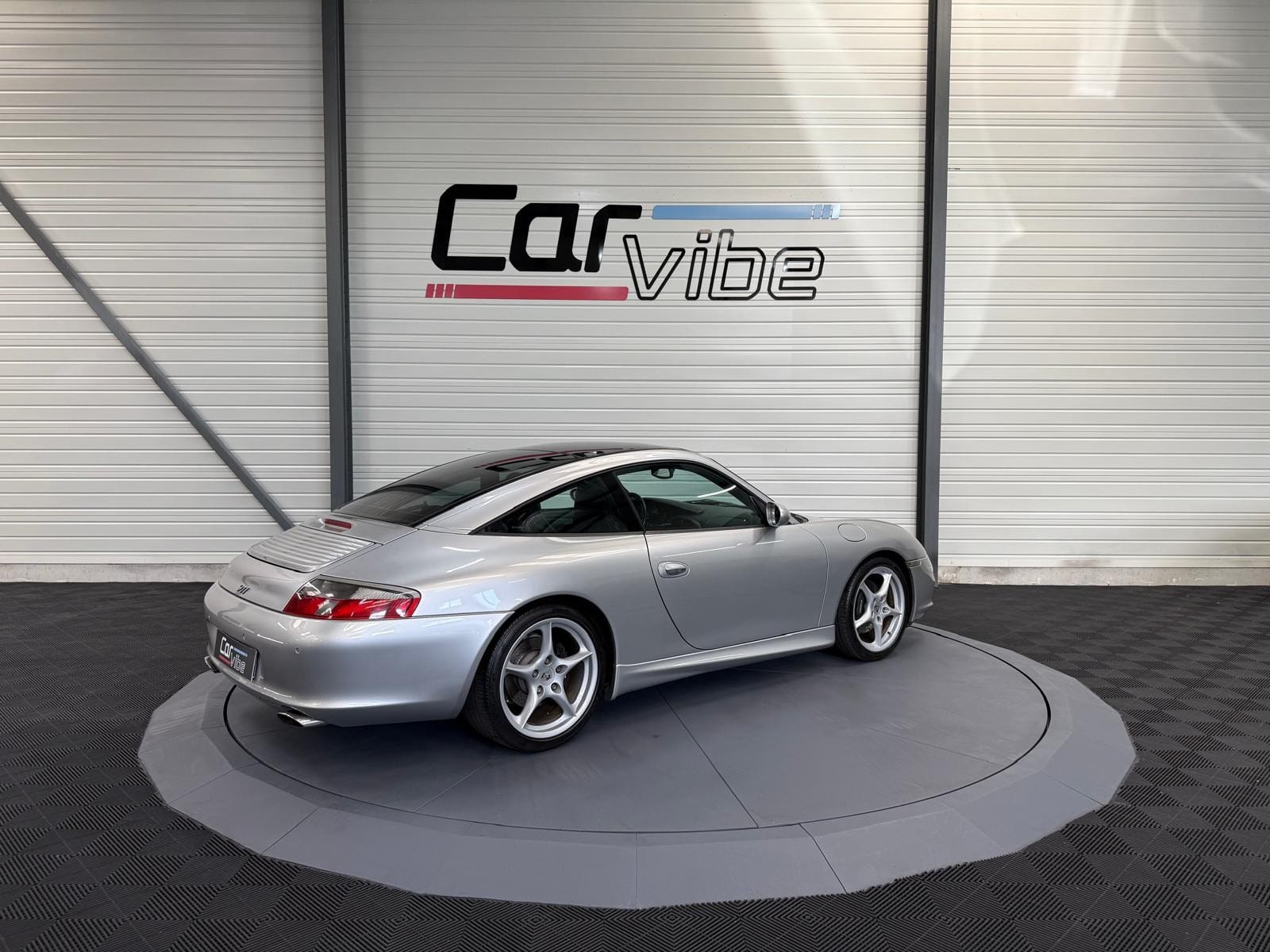 Porsche 911 Carrera Coupe 996 Targa — photo 3