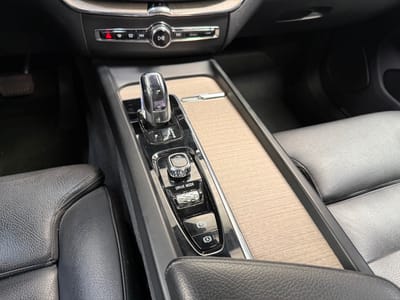 Volvo XC60 Inscription Luxe — photo 13