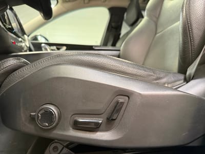 Volvo XC60 Inscription Luxe — photo 20