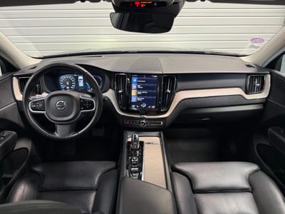 Volvo XC60 Inscription Luxe — photo 2