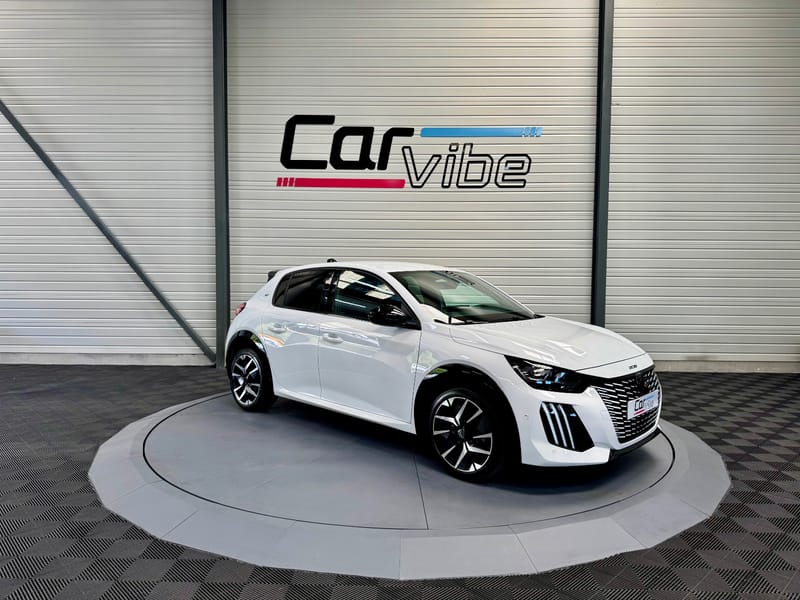 Peugeot 208 GT — photo 1