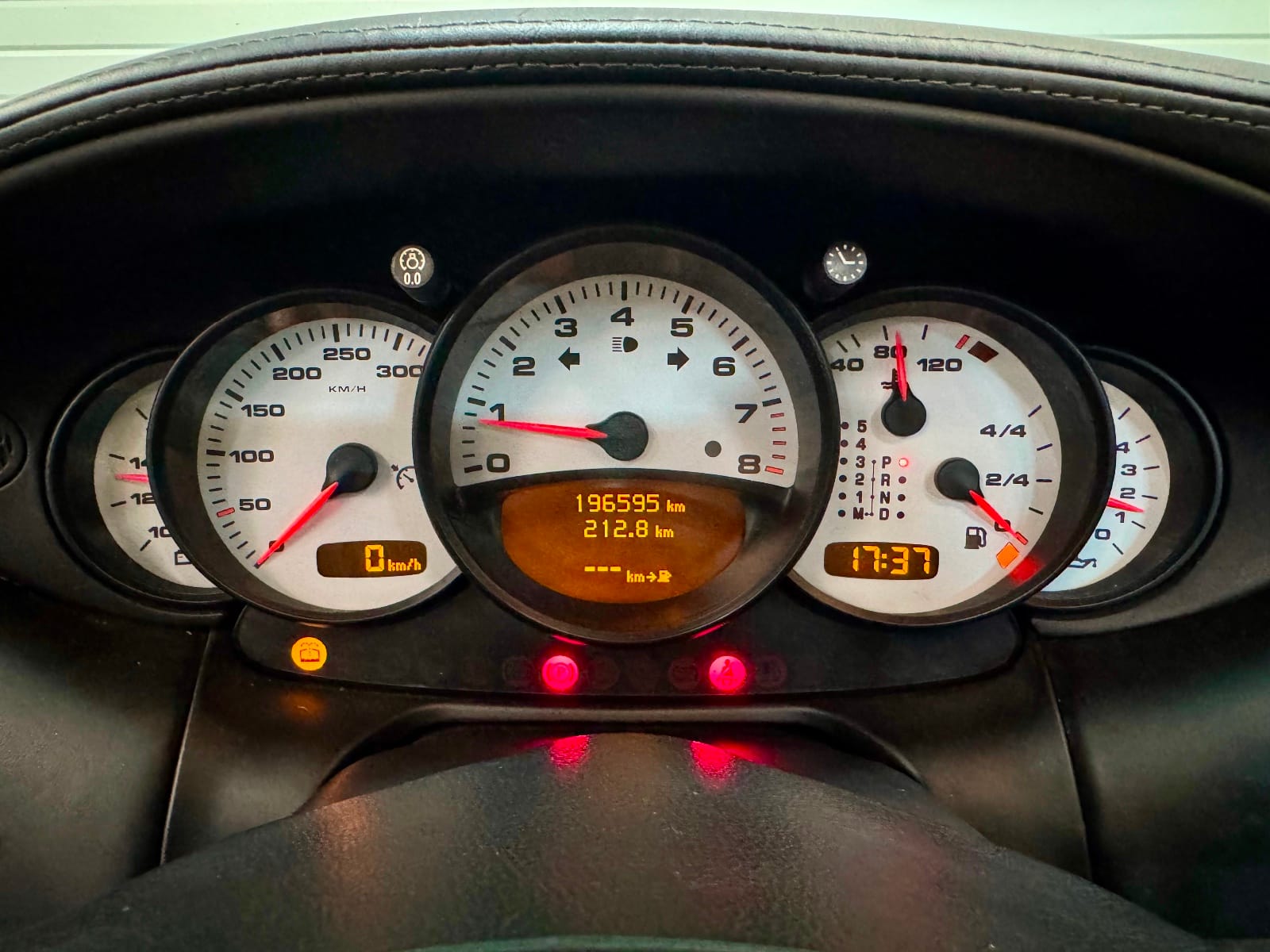 Porsche 911 Carrera 4 Coupe 996 Tiptronic S — photo 14