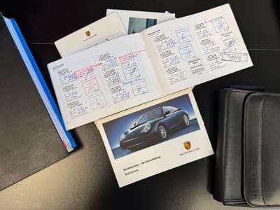 Porsche 911 Carrera 4 Coupe 996 Tiptronic S — photo 25