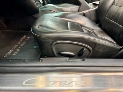 Porsche 911 Carrera 4 Coupe 996 Tiptronic S — photo 17