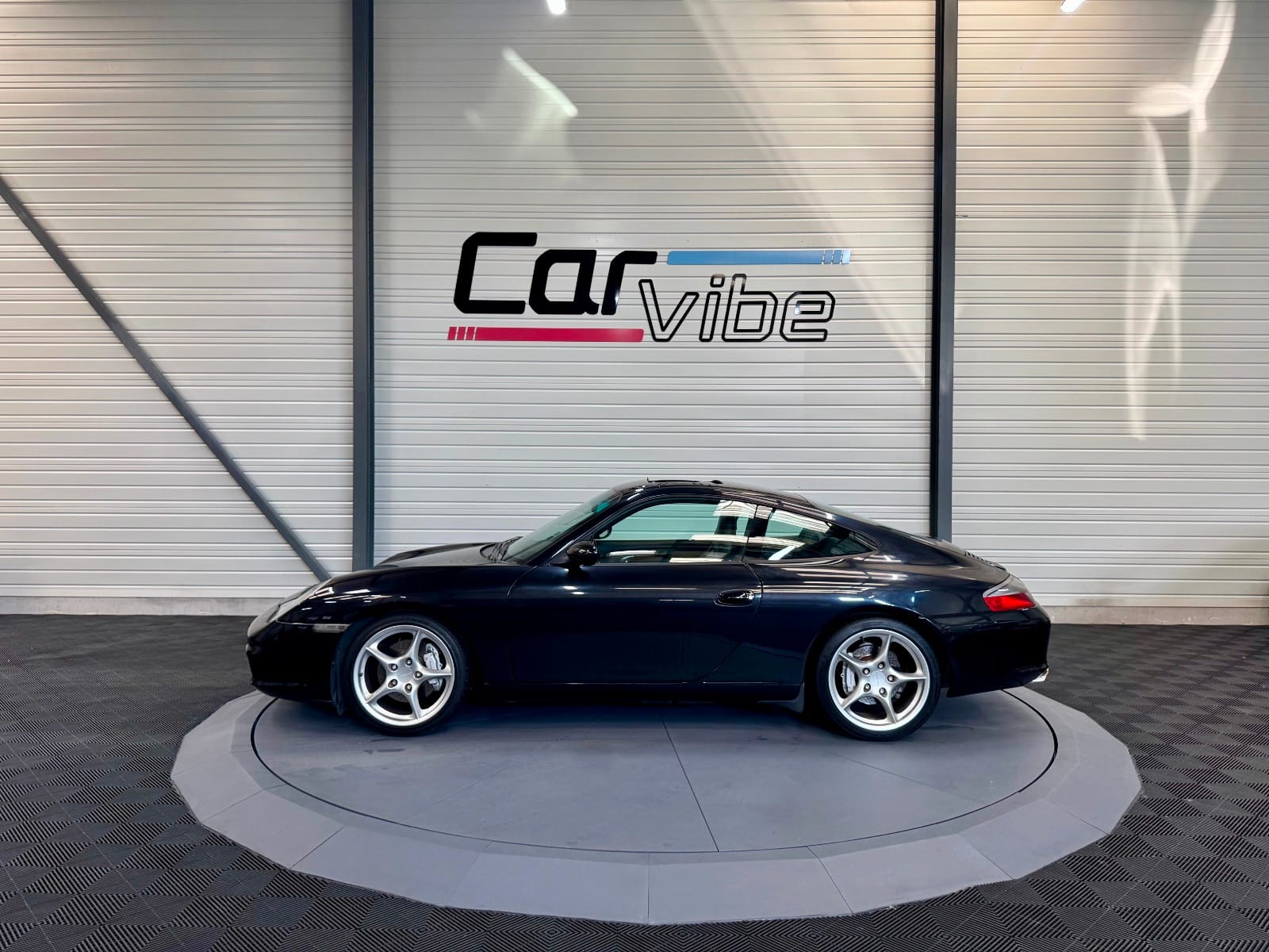 Porsche 911 Carrera 4 Coupe 996 Tiptronic S — photo 7