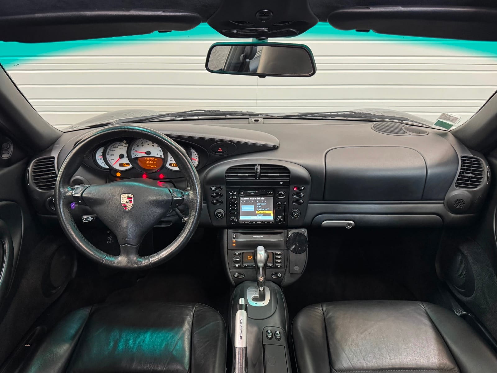 Porsche 911 Carrera 4 Coupe 996 Tiptronic S — photo 2