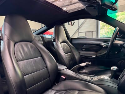 Porsche 911 Carrera 4 Coupe 996 Tiptronic S — photo 10