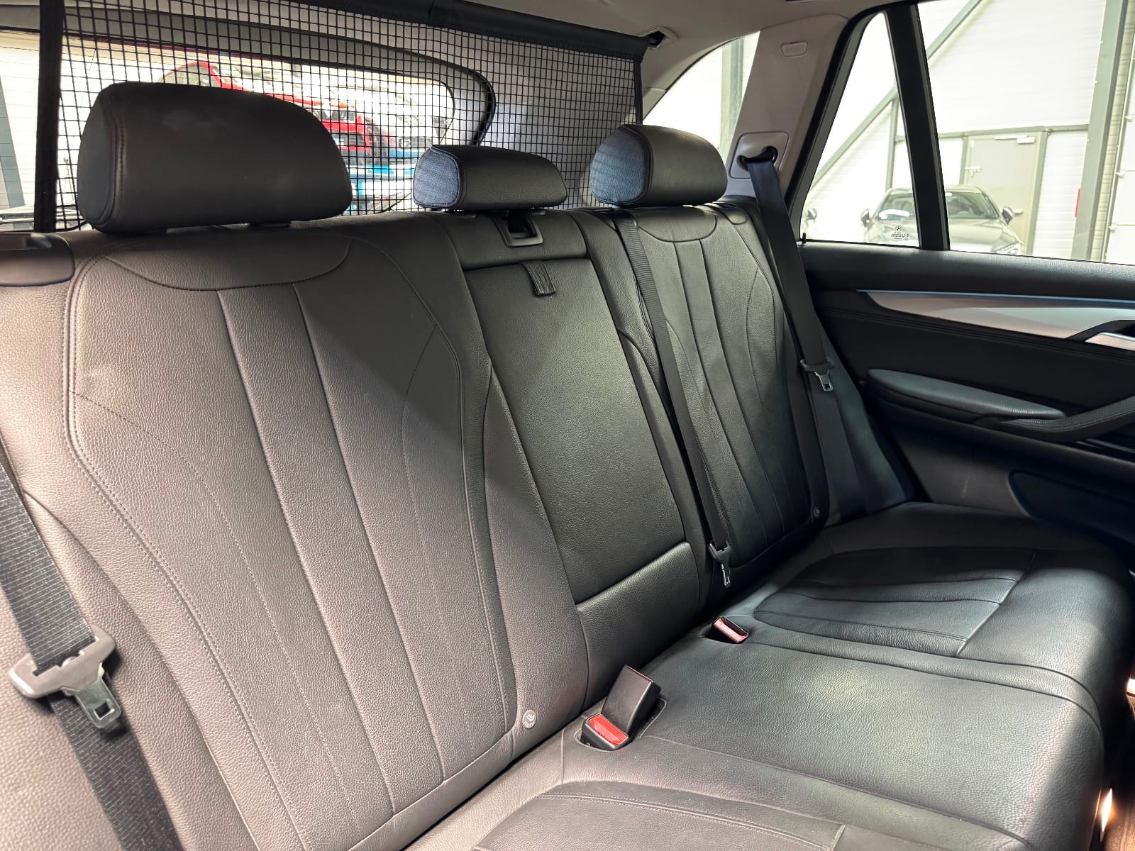 BMW X5 Exclusive A — photo 11