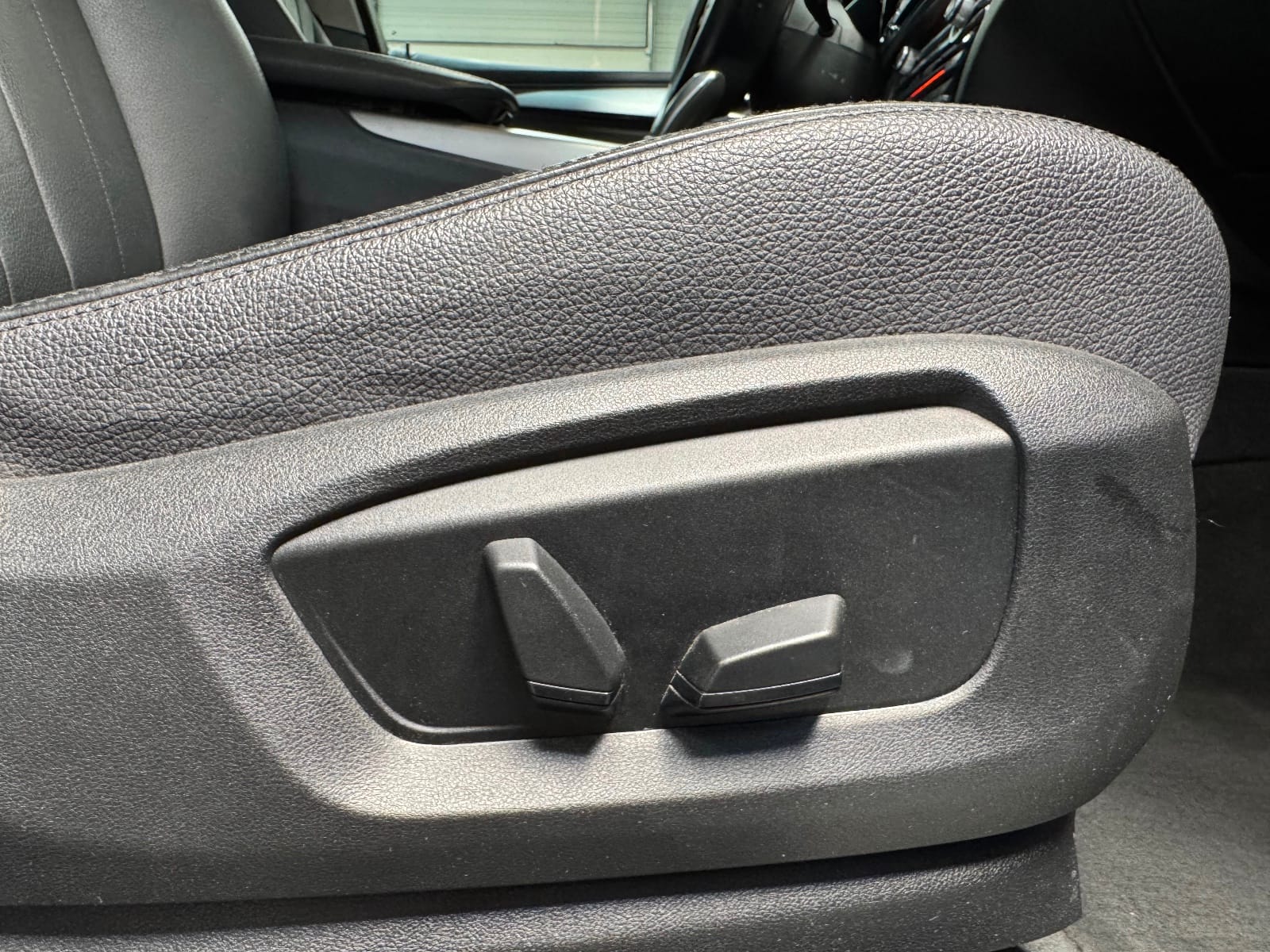 BMW X5 Exclusive A — photo 21