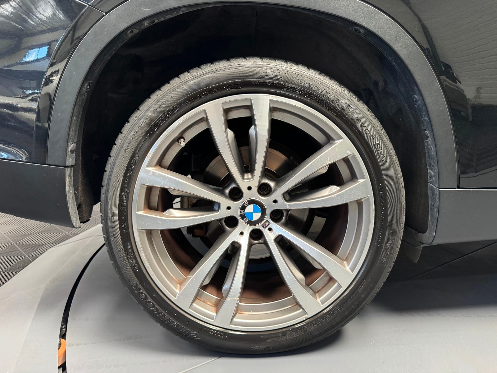BMW X5 Exclusive A — photo 23
