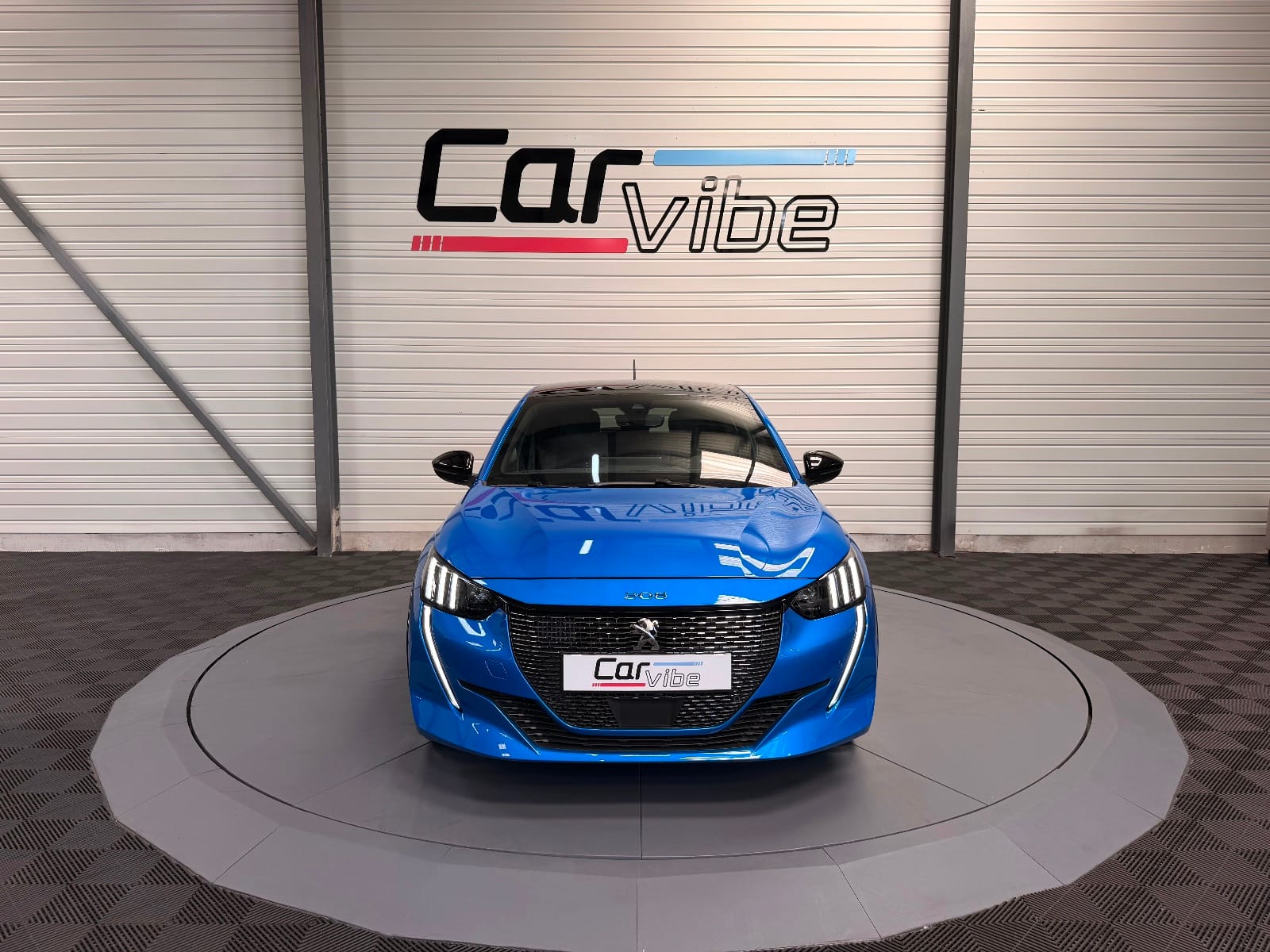 Peugeot 208 GT — photo 9