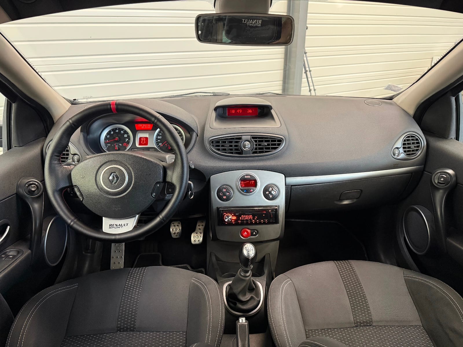 Renault Clio III Renault Sport — photo 2