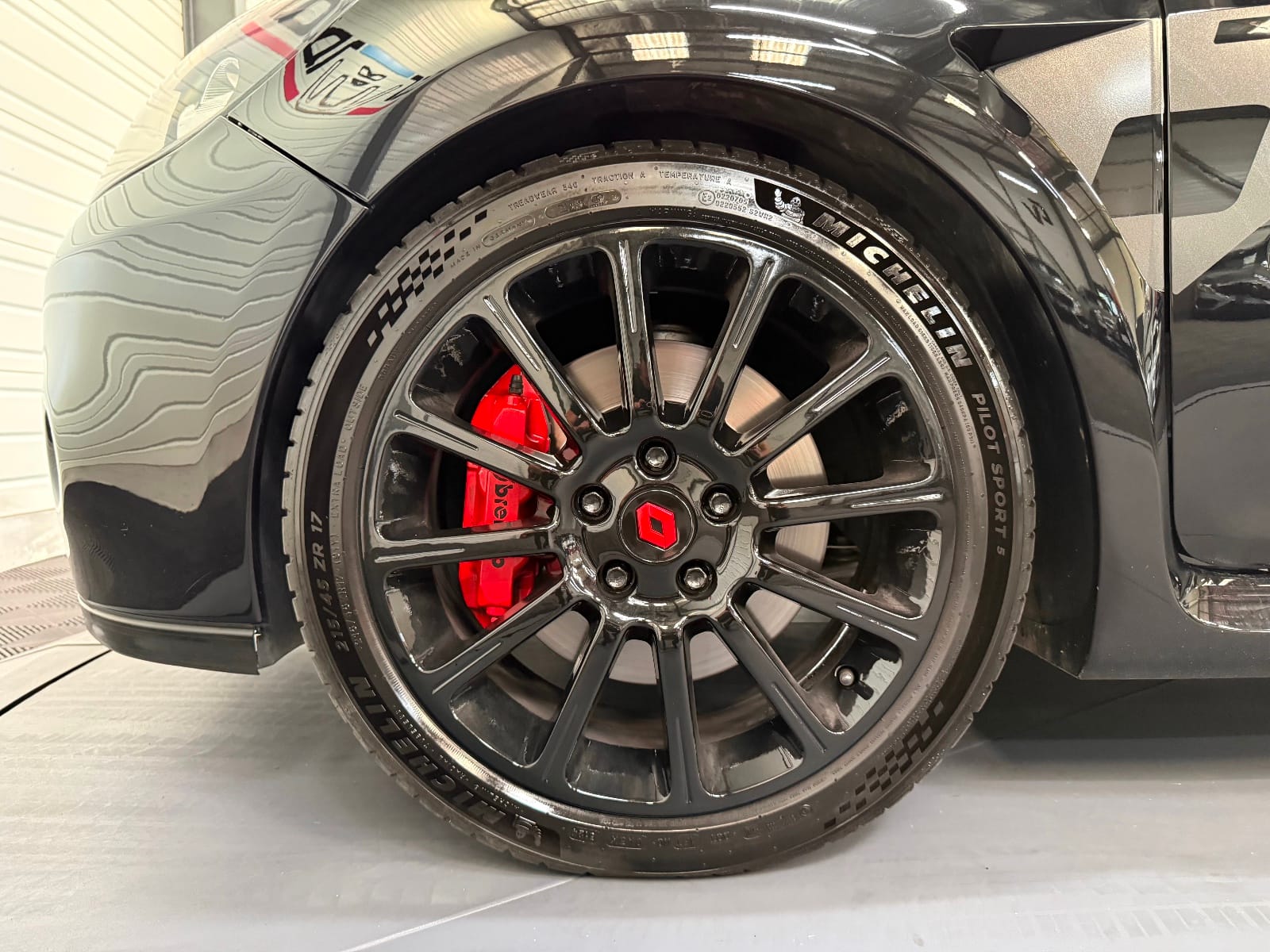 Renault Clio III Renault Sport — photo 14