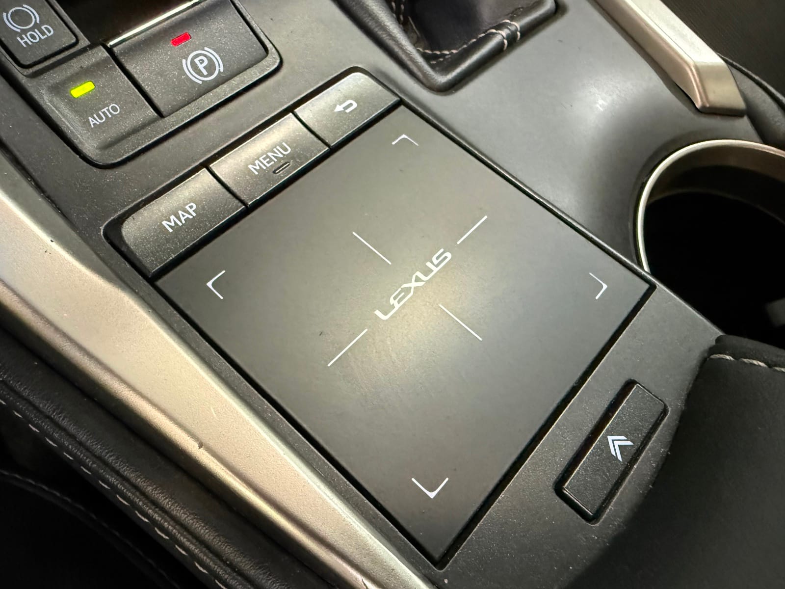 Lexus NX BUSINESS — photo 17