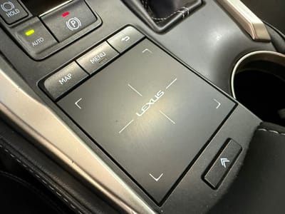 Lexus NX BUSINESS — photo 17