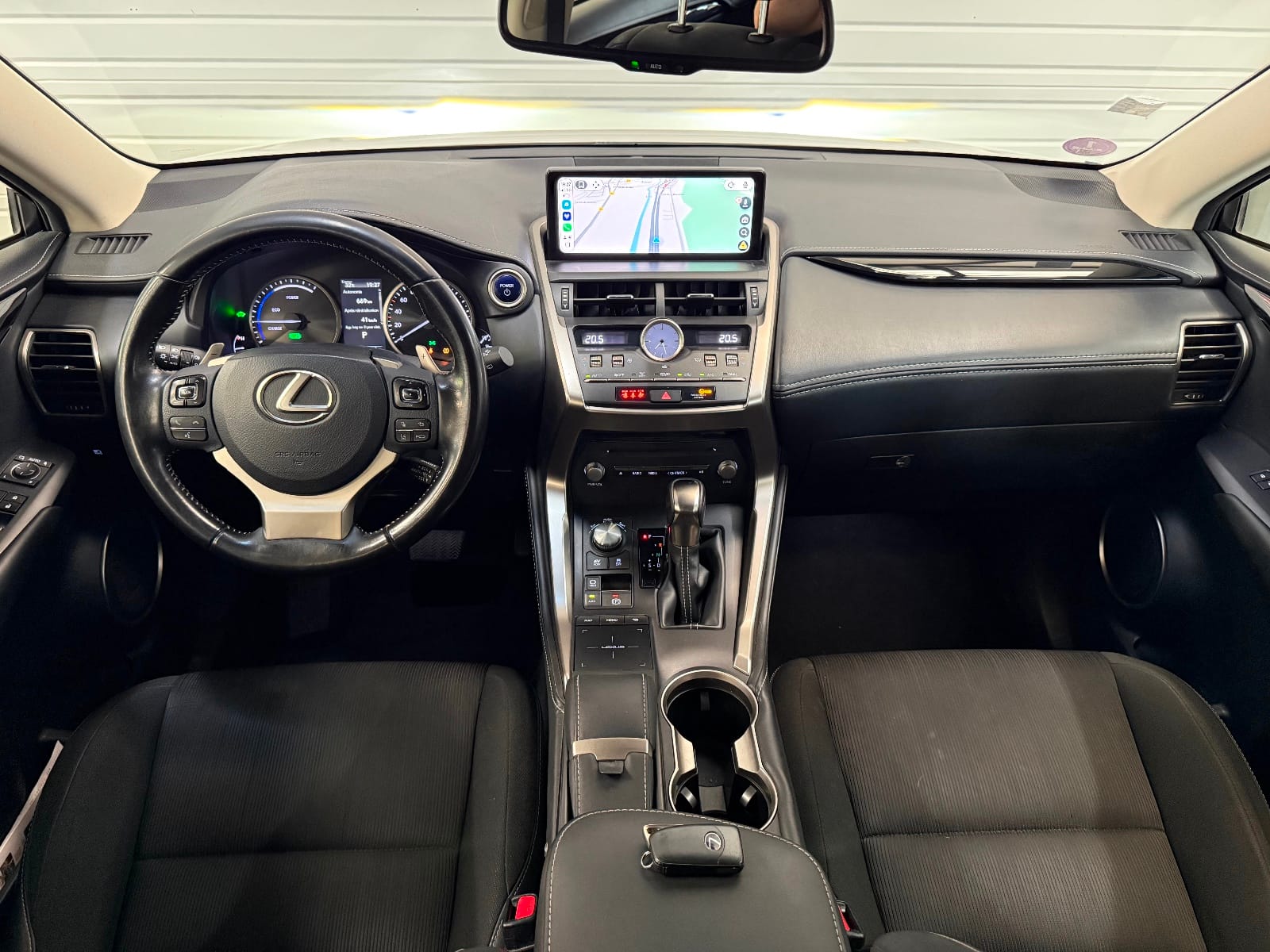 Lexus NX BUSINESS — photo 2