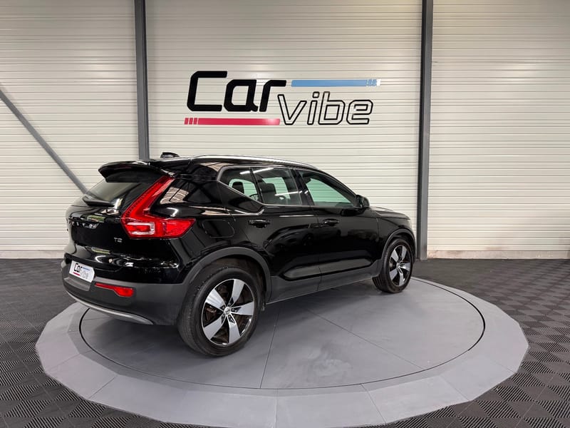 Volvo XC40 Momentum Business — photo 4