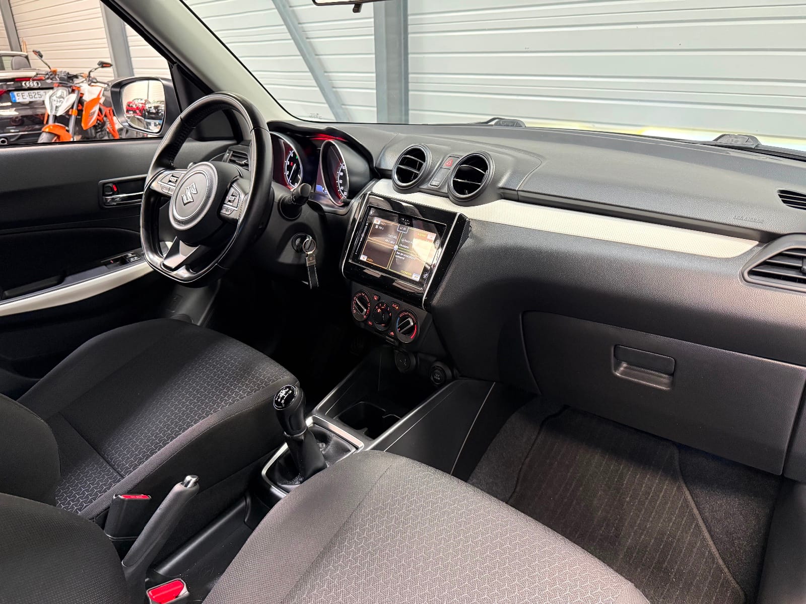 Suzuki Swift PACK — photo 15