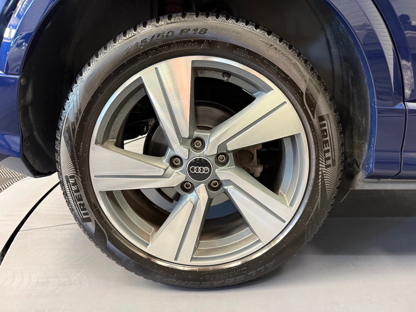 Audi Q2 S line — photo 23