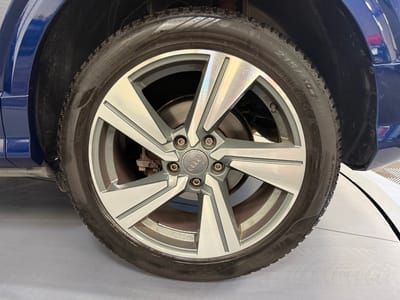 Audi Q2 S line — photo 22