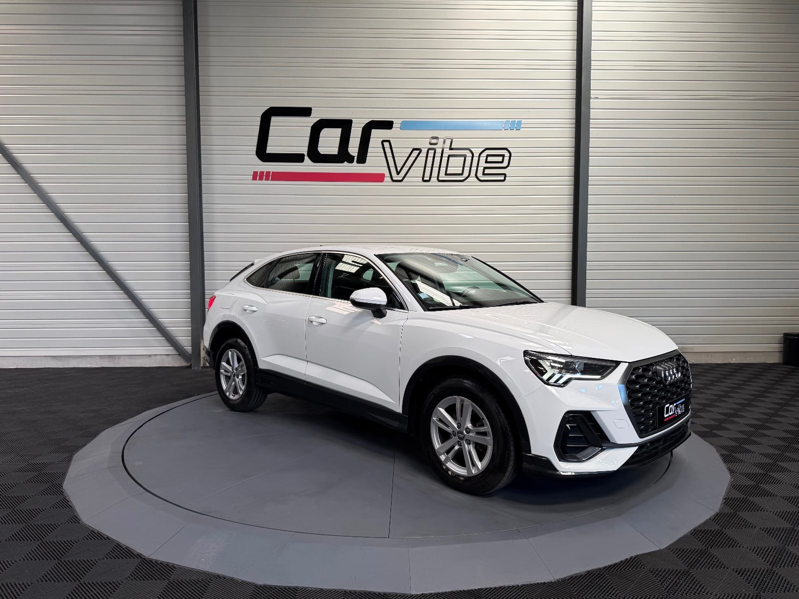 Audi Q3 Sportback Design — photo 1