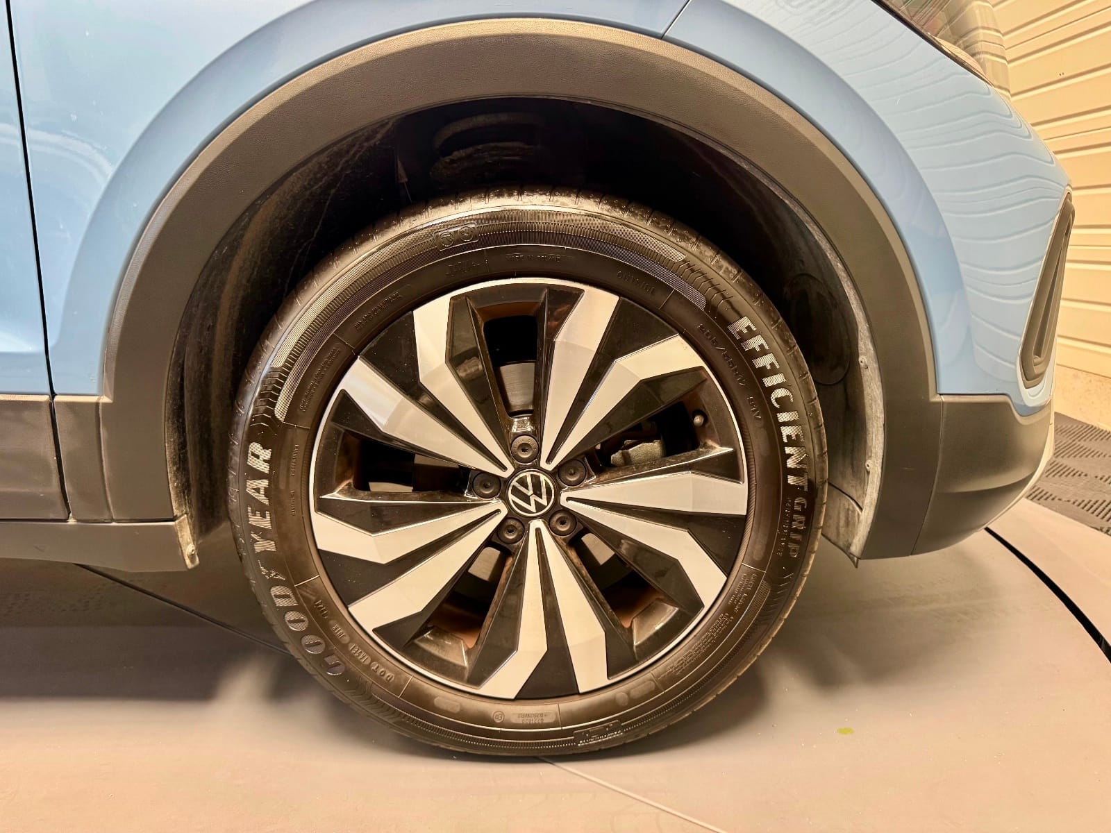 Volkswagen T-cross Life Plus — photo 21