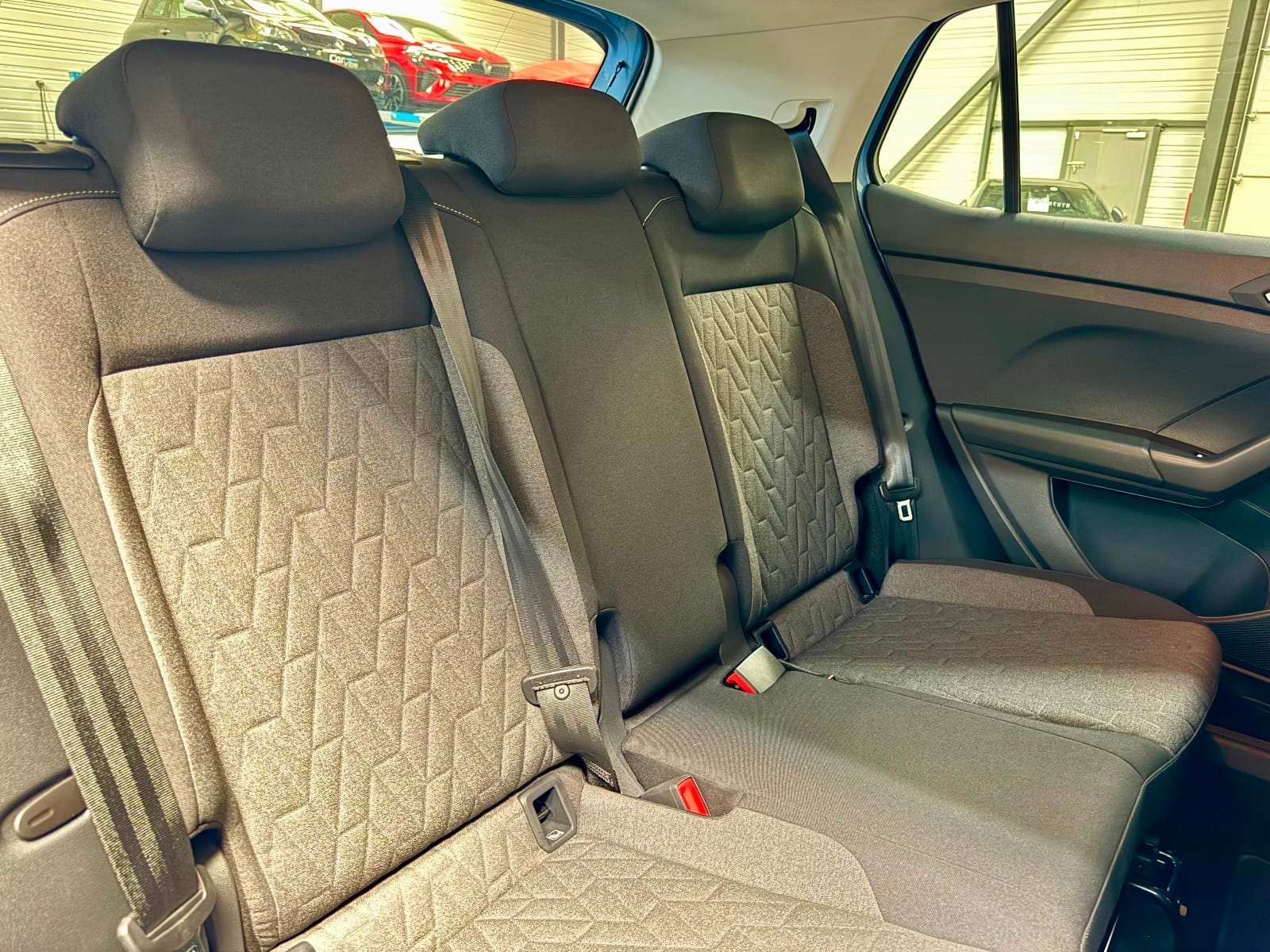 Volkswagen T-cross Life Plus — photo 11