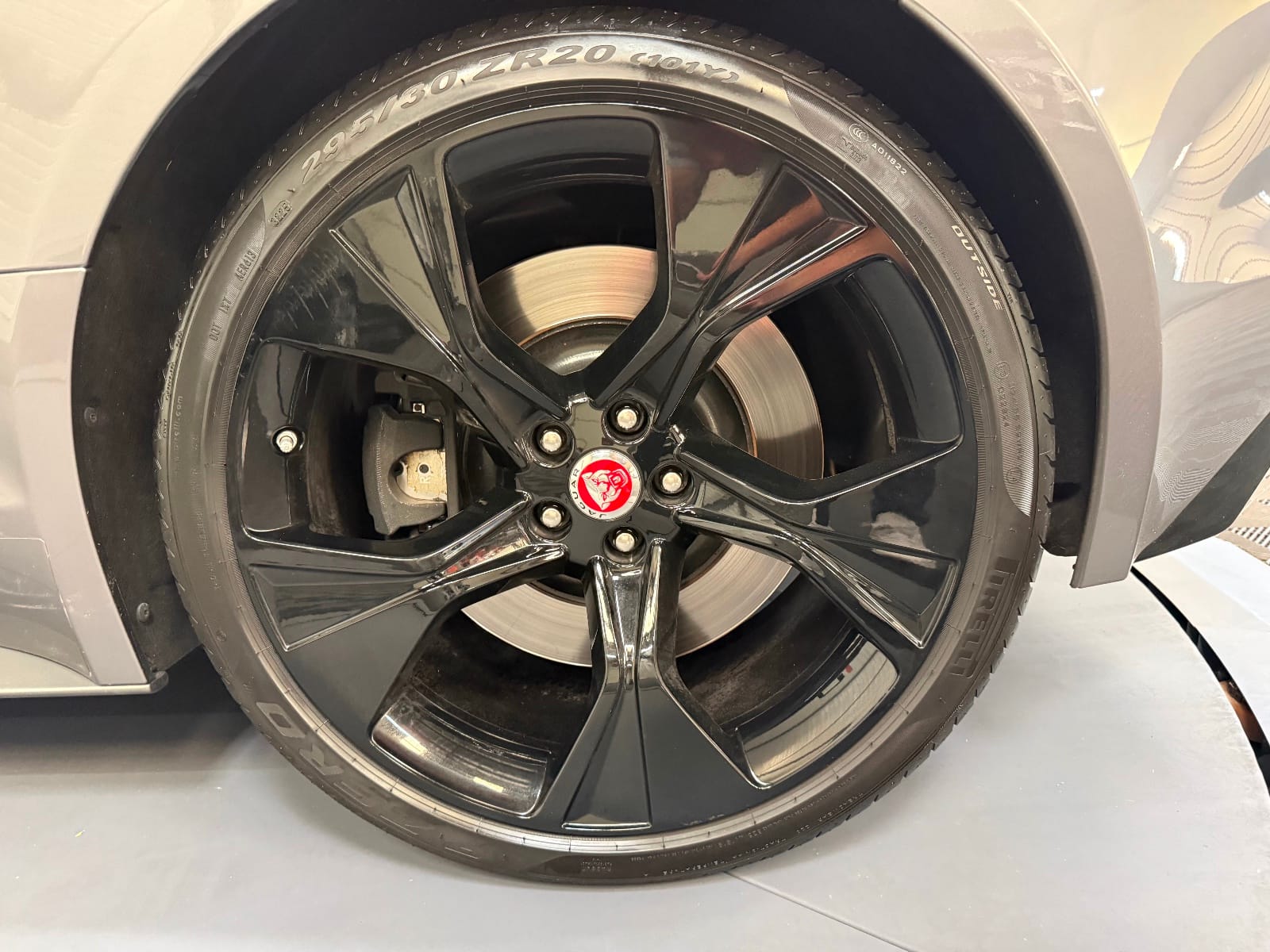 Jaguar F-type Cabriolet First Edition — photo 32