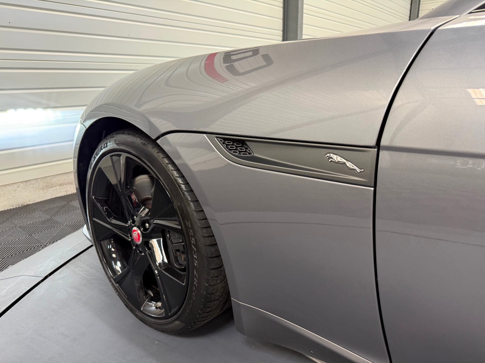 Jaguar F-type Cabriolet First Edition — photo 37