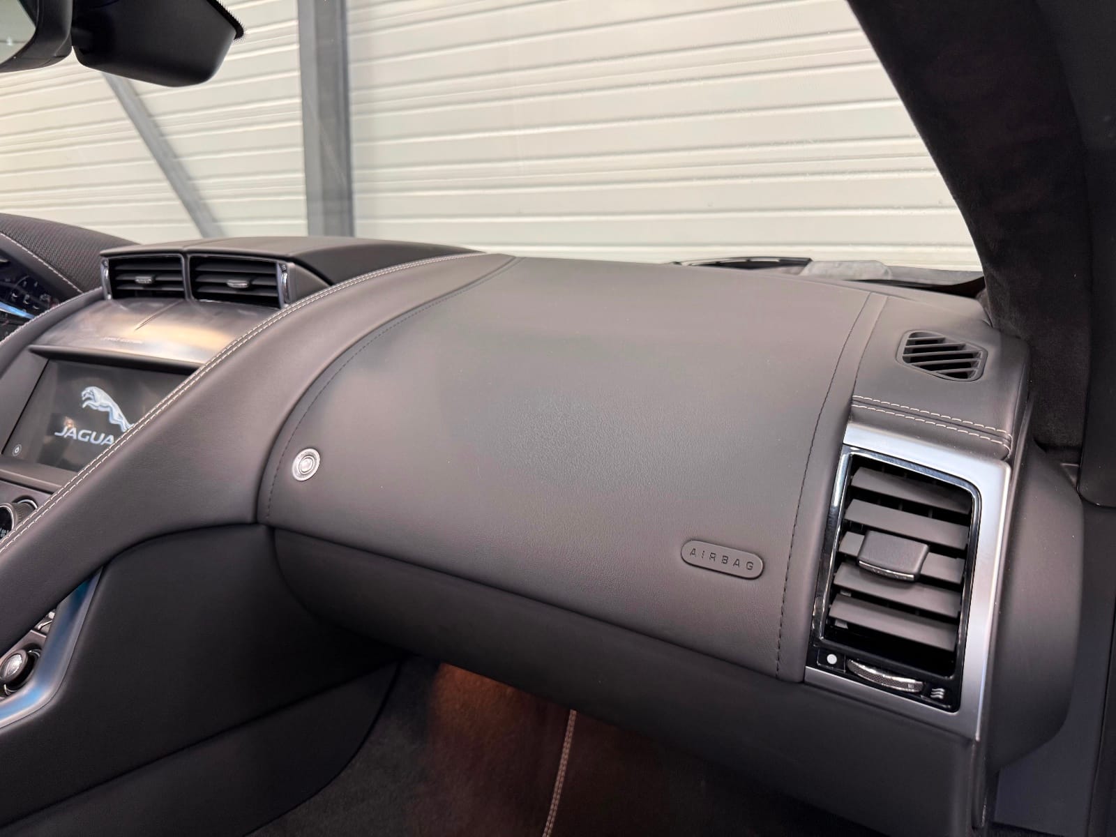 Jaguar F-type Cabriolet First Edition — photo 22