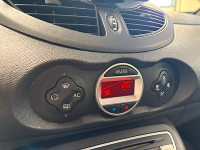 Renault Twingo II Renault Sport — photo 21