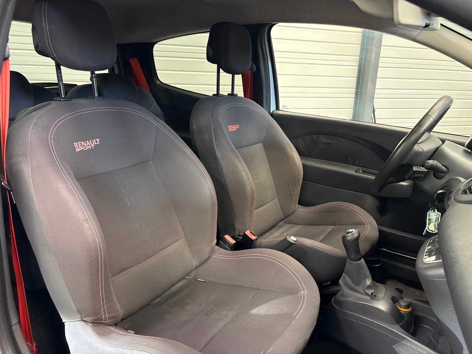 Renault Twingo II Renault Sport — photo 11