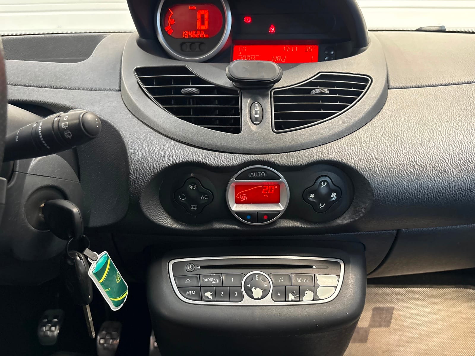 Renault Twingo II Renault Sport — photo 18